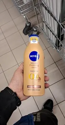 Q10 bőrfeszesítő hatású önbarnító testápoló