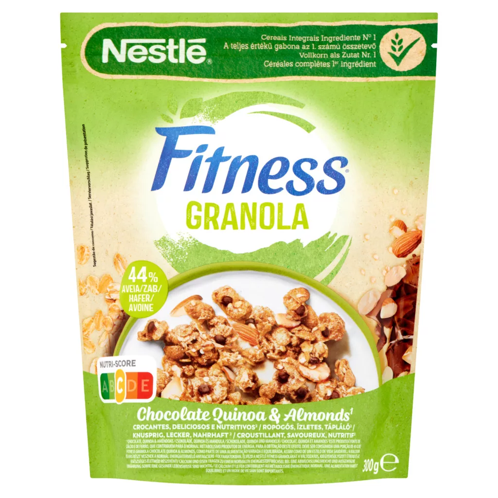 Fitness granola ropogós gabonafalatok zabpehellyel, csokoládéval, mandulával, quinoával