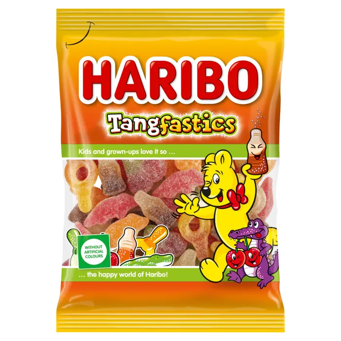 Haribo Tangfastics gyümölcsízű gumicukorka keverék, részben kóla ízesítéssel