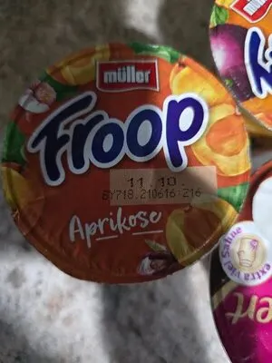 Froop habosított tejkészítmény joghurttal és 33% gyümölcs készítménnyel